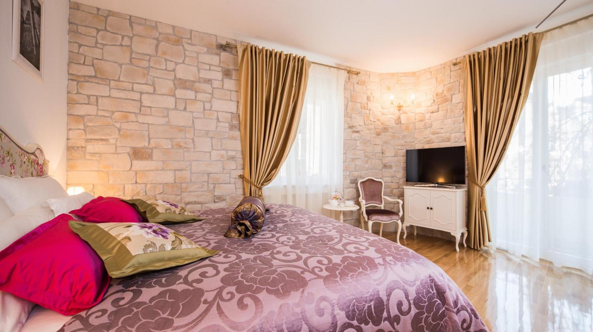 Opera Heritage Bed & Breakfast