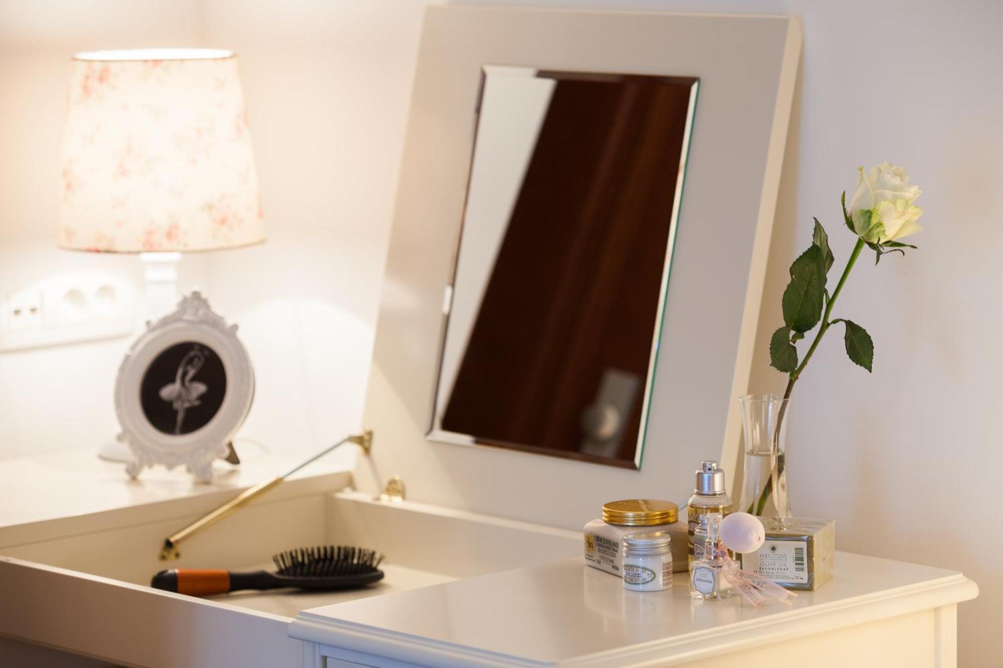Opera Heritage Bed & Breakfast 4*